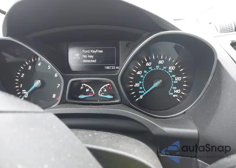 2014 Ford Escape Titanium z USA, uszkodzony, nr VIN 1FMCU0J96EUD93271